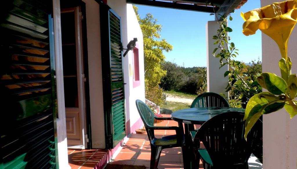 Gasthaus Casa Dos Mangues São Martinho do Porto Exterior foto